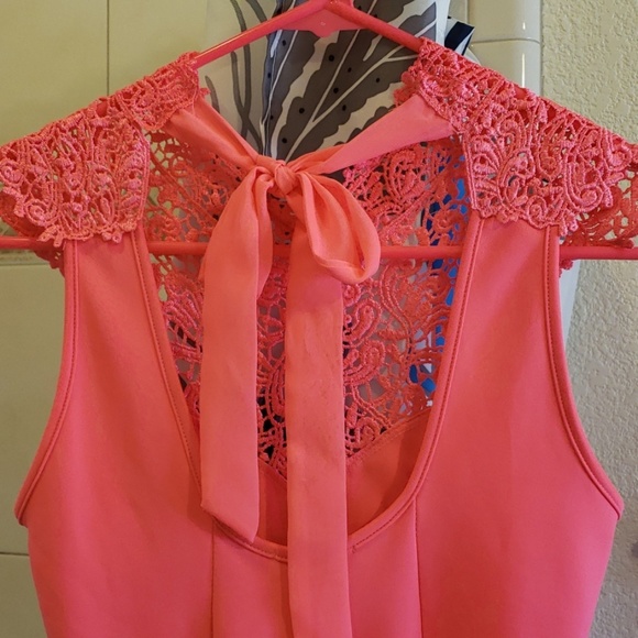 Bright Pink Lace Tie-Up Dress - Picture 3 of 4